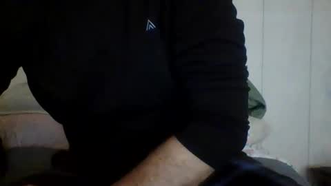 Snapshot of u_caught_us chatting on 02.06.25 u_caught_us online show from 02.06.25