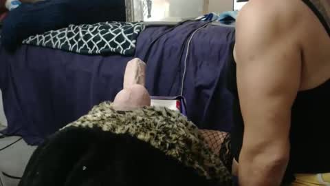 Snapshot of uandme_baby chatting on 11.06.25 Azelia B online show from 11.06.25