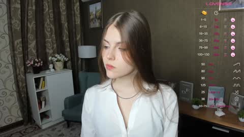 Snapshot of udeledelmoref chatting on 12.20.24 Liky online show from 12.20.24