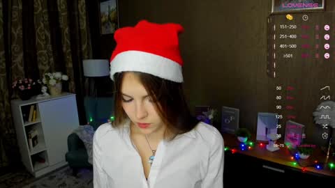 Snapshot of udeledelmoref chatting on 12.24.24 Liky online show from 12.24.24