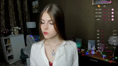 Snapshot of udeledelmoref chatting on 12.24.24 Liky online show from 12.24.24