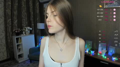 Snapshot of udeledelmoref chatting on 12.27.24 Liky online show from 12.27.24