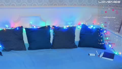 Snapshot of udeledelmoref chatting on 12.30.24 Liky online show from 12.30.24