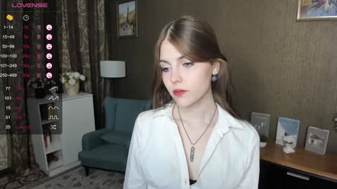 Snapshot of udeledelmoref chatting on 01.21.25 Liky online show from 01.21.25