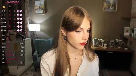 Snapshot of udeledelmoref chatting on 09.16.25 Liky online show from 09.16.25