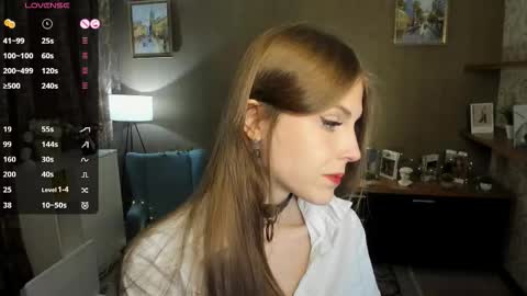 Snapshot of udeledelmoref chatting on 09.26.25 Liky online show from 09.26.25