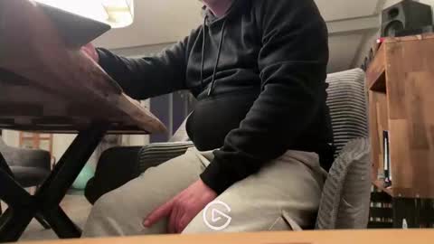 ueberdruck01 online show from 12.21.25