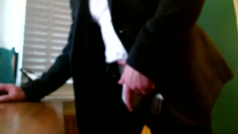 ukclive online show from 10.15.25