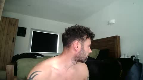 ukguyitsme online show from 06.06.26
