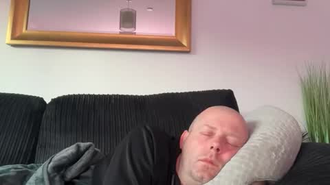 ukmatty3 online show from 04.18.26