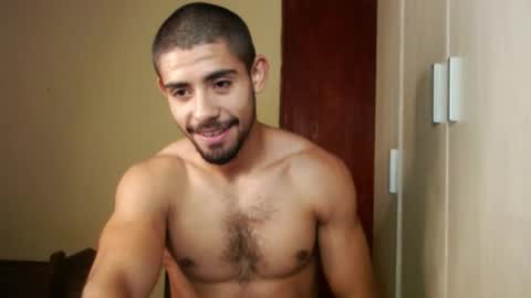 Snapshot of uliseshot450305 chatting on 01.19.25 Ulises Gomez online show from 01.19.25