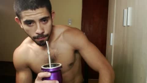 Snapshot of uliseshot450305 chatting on 01.31.25 Ulises Gomez online show from 01.31.25