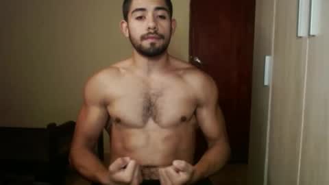 Snapshot of uliseshot450305 chatting on 02.02.25 Ulises Gomez online show from 02.02.25