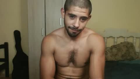 Snapshot of uliseshot450305 chatting on 02.05.25 Ulises Gomez online show from 02.05.25