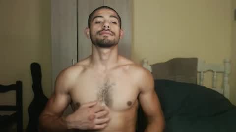 Snapshot of uliseshot450305 chatting on 02.05.25 Ulises Gomez online show from 02.05.25