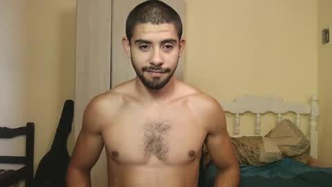 Snapshot of uliseshot450305 chatting on 02.14.25 Ulises Gomez online show from 02.14.25