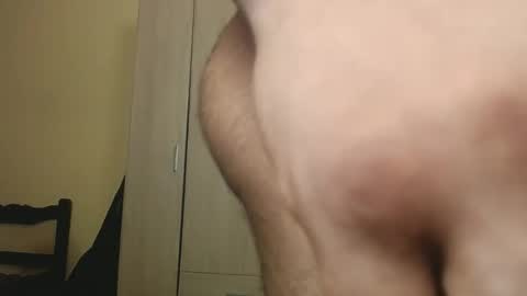 Snapshot of uliseshot450305 chatting on 02.18.25 Ulises Gomez online show from 02.18.25