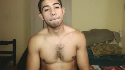 Snapshot of uliseshot450305 chatting on 02.23.25 Ulises Gomez online show from 02.23.25