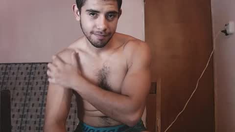 Snapshot of uliseshot450305 chatting on 03.07.25 Ulises Gomez online show from 03.07.25