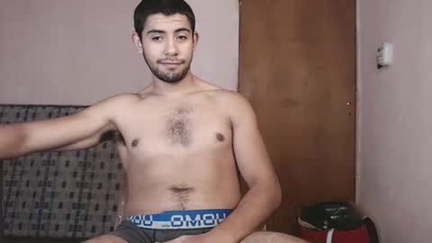 Snapshot of uliseshot450305 chatting on 03.09.25 Ulises Gomez online show from 03.09.25