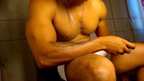 Felipe  model independent online show from 12.16.25