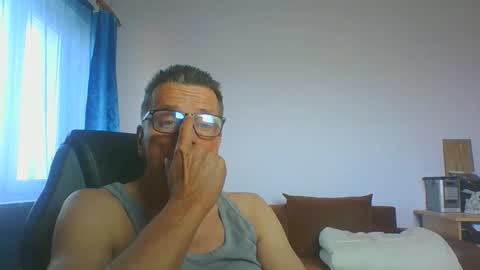 Snapshot of ulmeni4 chatting on 03.18.26 ulmeni4 online show from 03.18.26