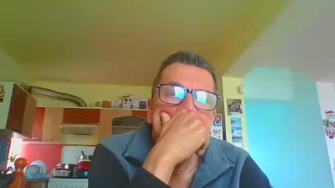 Snapshot of ulmeni4 chatting on 04.13.26 ulmeni4 online show from 04.13.26
