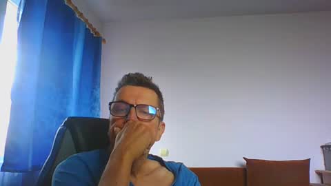 Snapshot of ulmeni7 chatting on 06.12.26 ulmeni7 online show from 06.12.26