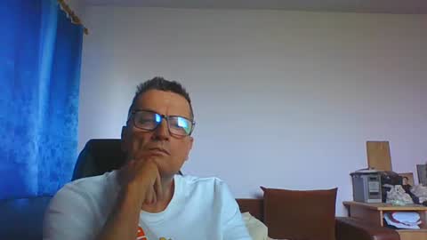 Snapshot of ulmeni7 chatting on 06.19.26 ulmeni7 online show from 06.19.26