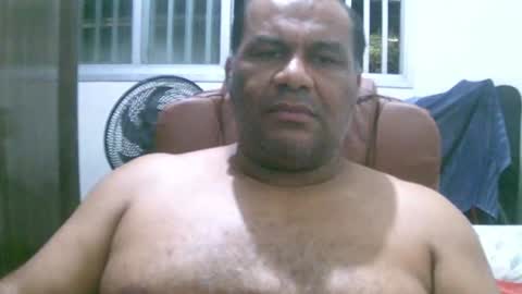 Snapshot of ulmo_br chatting on 12.27.24 ulmo_br online show from 12.27.24