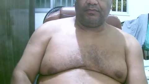 Snapshot of ulmo_br chatting on 09.10.25 ulmo_br online show from 09.10.25