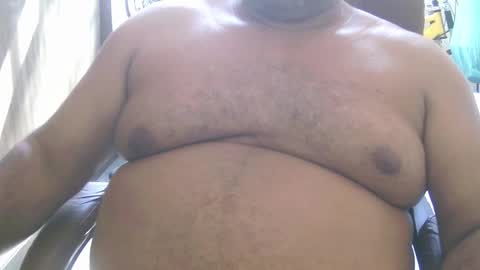 Snapshot of ulmo_br chatting on 09.11.25 ulmo_br online show from 09.11.25