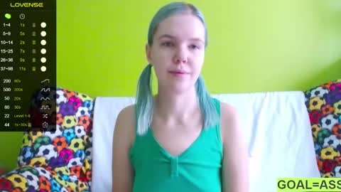 Roxy online show from 01.27.25