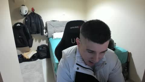 Snapshot of ulxer chatting on 06.05.26 hi im mike tyson - online show from 06.05.26