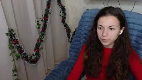 Snapshot of ulyanix chatting on 12.22.25 Ulyana online show from 12.22.25