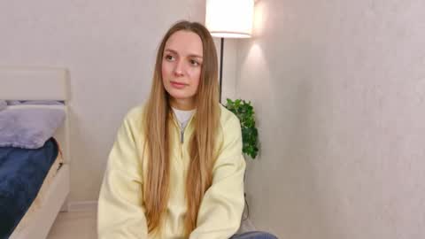 Snapshot of umbrasylph chatting on 03.23.26 Emily online show from 03.23.26