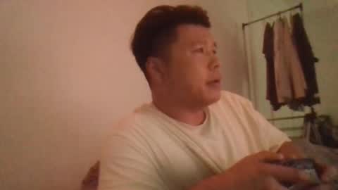 Snapshot of umdenny chatting on 04.21.26 Dennythetruth online show from 04.21.26