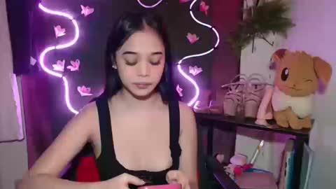 Snapshot of umi_pinay69xx chatting on 12.17.25 umi online show from 12.17.25