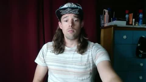 Snapshot of umphreak42 chatting on 09.28.25 Andrew online show from 09.28.25