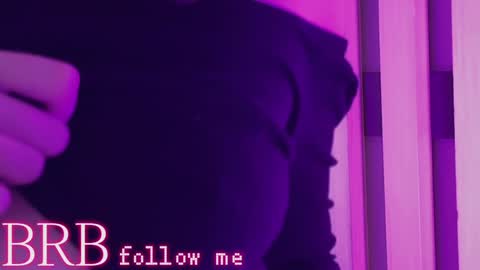 Una  online show from 02.07.25