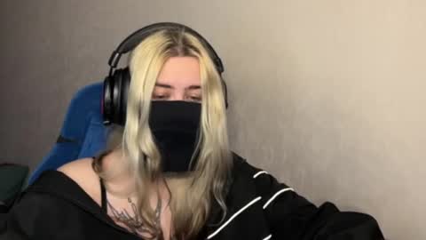 unaxyling online show from 02.25.26