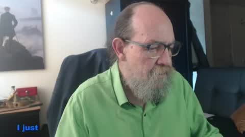 Snapshot of uncle_hottiecb chatting on 06.25.26 Uncle Hottie online show from 06.25.26