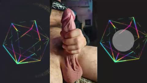 Snapshot of uncut_slut33 chatting on 12.04.25 uncut_slut33 online show from 12.04.25