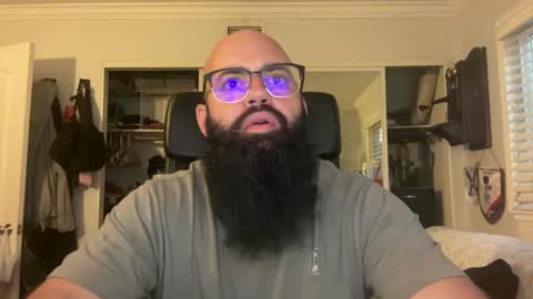 uncutbeard129840 online show from 09.26.25