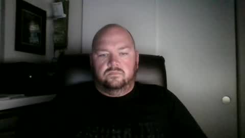 Snapshot of uncutnash chatting on 12.28.24 uncutnash online show from 12.28.24