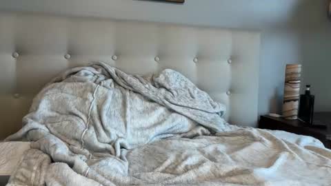 uncutnudist online show from 04.12.26