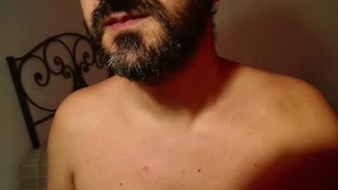 Giov online show from 10.18.25