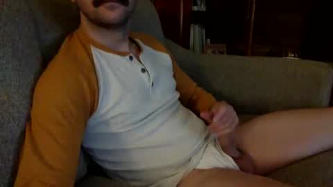 Snapshot of underwearguy230 chatting on 01.06.25 underwearguy230 online show from 01.06.25