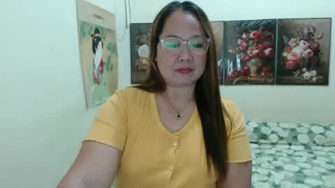 Snapshot of unforgettable_roxy chatting on 03.03.25 Roxanne online show from 03.03.25
