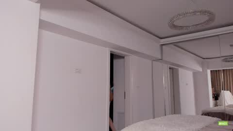 Snapshot of unforgettable_s chatting on 04.23.26 Silvia online show from 04.23.26